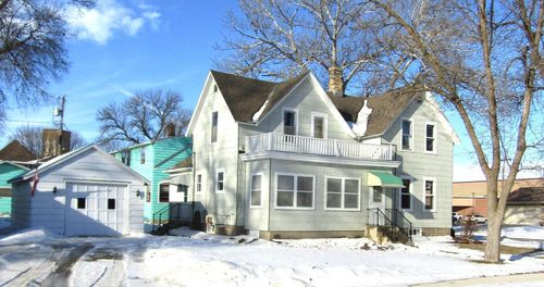 712 7th St, Dawson, MN, 56232-2201 | Card Image