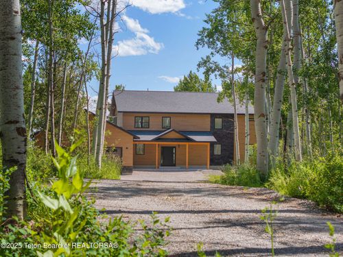 100 S Forest Dr, Star Valley Ranch, WY, 83127-5072 | Card Image