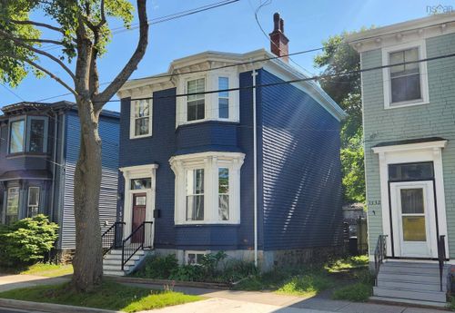 1528 Lemarchant St, Halifax, NS, B3H3R1 | Card Image