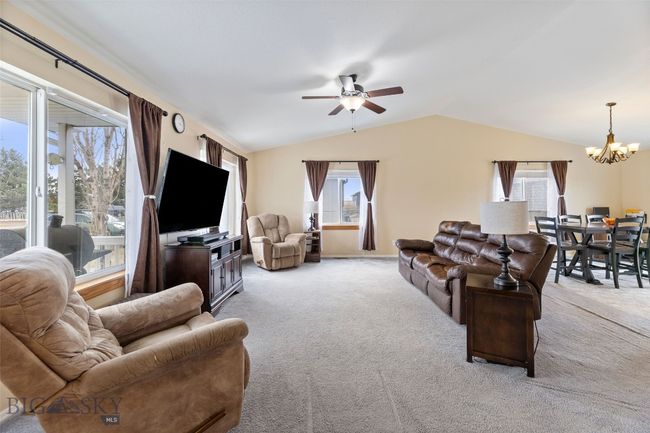 1302 W Summit St, House other with 3 bedrooms, 2 bathrooms and null parking in Livingston MT | Image 4