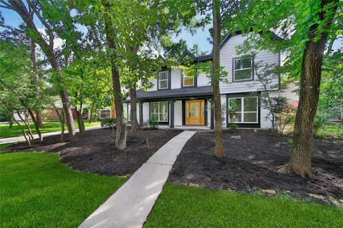 70 Breezy Point Pl, The Woodlands, TX, 77381-3282 | Card Image