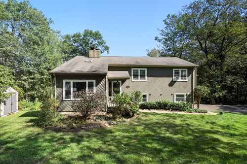 42 Hillside Dr, New Fairfield, CT, 06812-3223 | Card Image