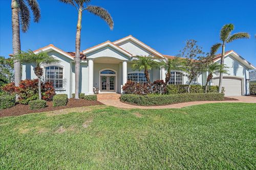 366 S Creek Ct, OSPREY, FL, 34229-9113 | Card Image
