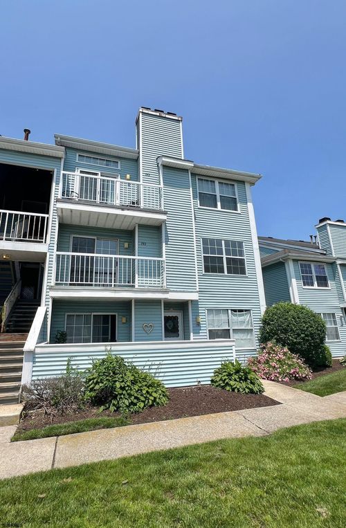 192 Heather Croft, Egg Harbor Township, NJ, 08234-4624 | Card Image