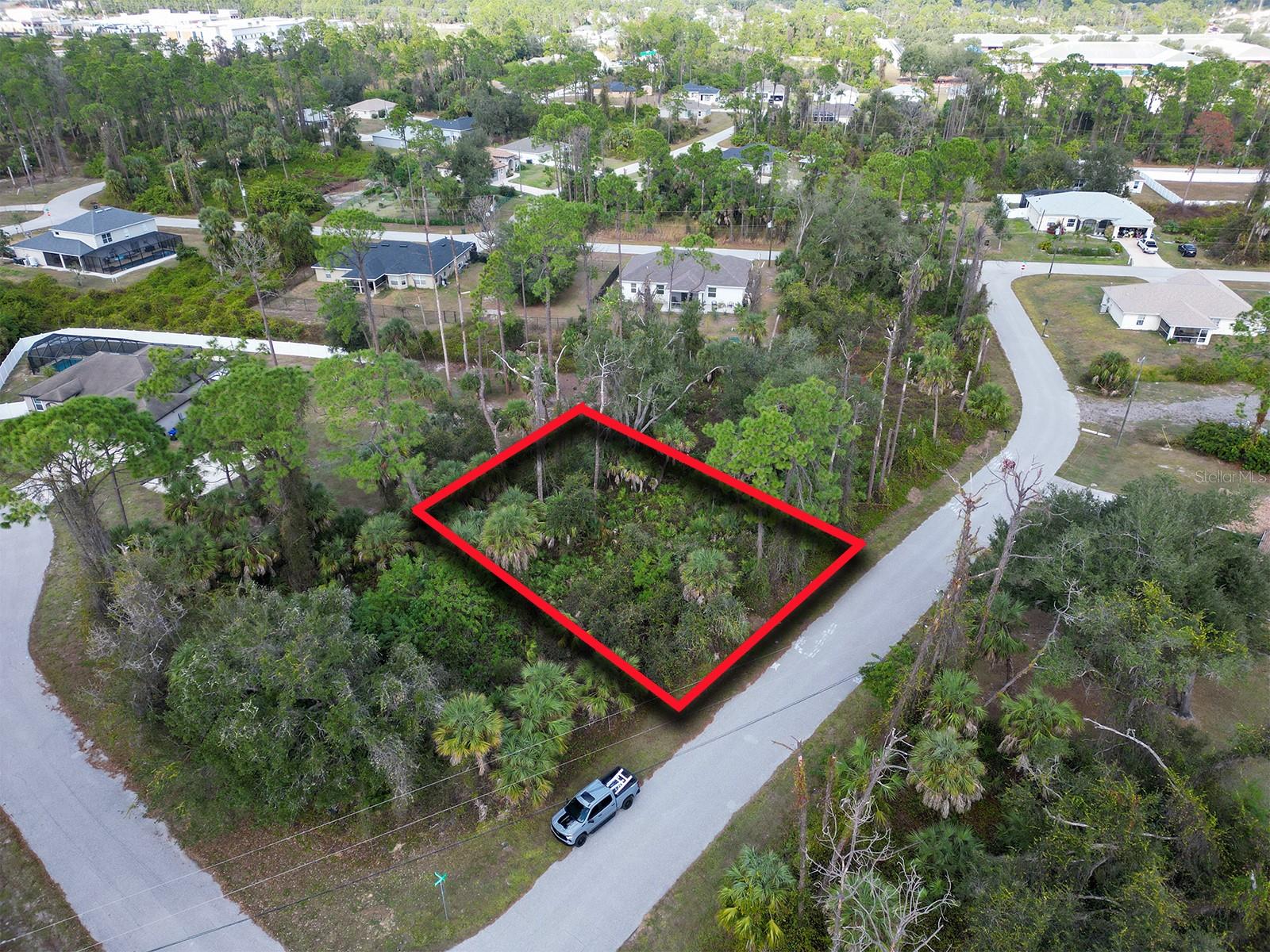 Land in NORTH PORT