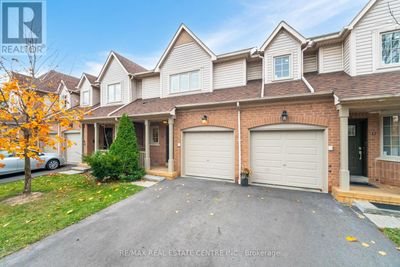 18 - 5223 Fairford Cres, Townhouse with 3 bedrooms, 3 bathrooms and 2 parking in Mississauga ON | Image 2