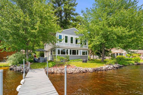 14 Germantown Rd, Derry, NH, 03038-5828 | Card Image