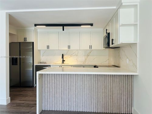 apt-4c-201 Jefferson Ave, Miami Beach, FL, 33139-7058 | Card Image