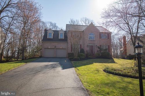 5925 Pocol Dr, CLIFTON, VA, 20124-1326 | Card Image