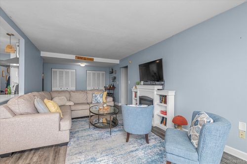 apt-503-235 W Park Ave, Long Beach, NY, 11561-3239 | Card Image