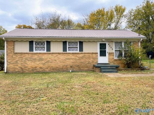 4305 Barry St Nw, Huntsville, AL, 35810-1923 | Card Image