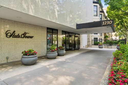 apt-27a-1230 N State Pkwy, Chicago, IL, 60610-8203 | Card Image