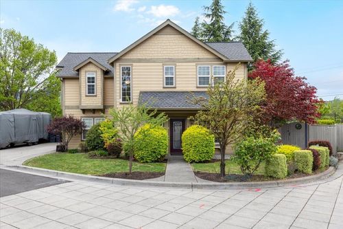 3610 Jerome Ln, Medford, OR, 97504-8086 | Card Image
