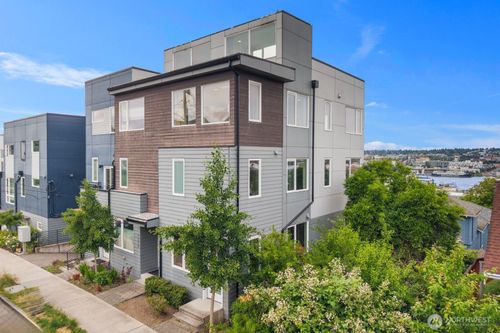 1208 W Emerson St, Seattle, WA, 98119-1318 | Card Image