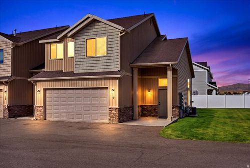 9-2615 W 500 N, Tremonton, UT, 84337-6811 | Card Image