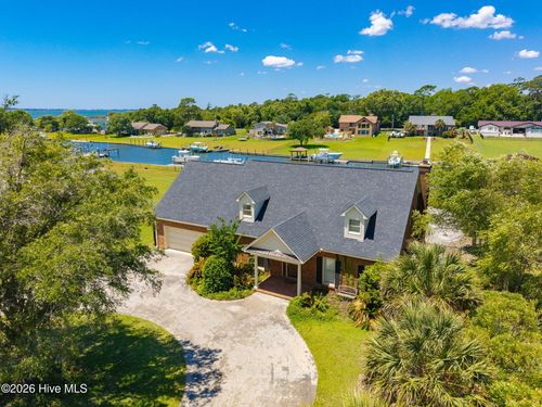 104 Grey Ln, Newport, NC, 28570-6509 | Card Image
