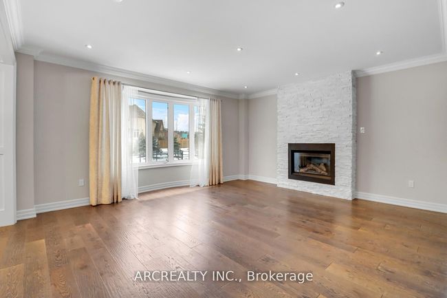 18 Moreau Way, House other with 4 bedrooms, 4 bathrooms and 4 parking in Springwater ON | Image 11