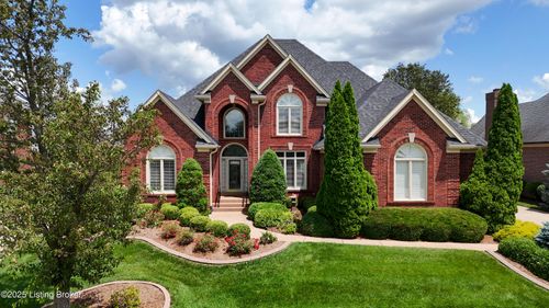 2221 Highland Springs Pl, Louisville, KY, 40245-5287 | Card Image
