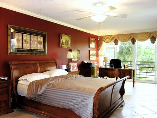 apt-307-3507 Oaks Way, Pompano Beach, FL, 33069-5343 | Card Image