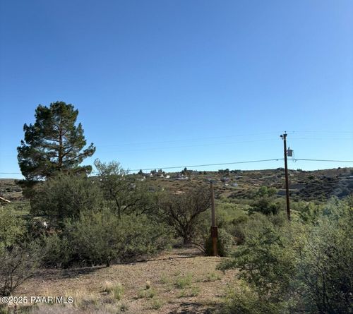 20241 E Lakeside Rd, Mayer, AZ, 86333-2502 | Card Image