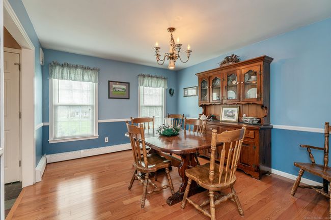 Formal dining room | Image 11