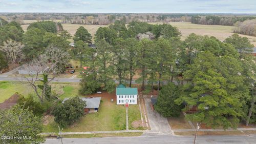 408 Boush St, Roper, NC, 27970-9197 | Card Image
