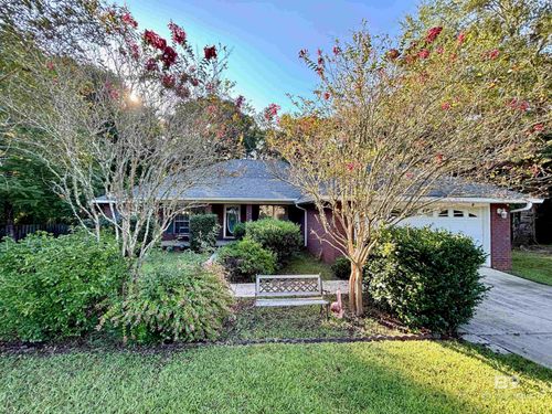 7749 Eagle Creek Dr, Daphne, AL, 36526-9111 | Card Image