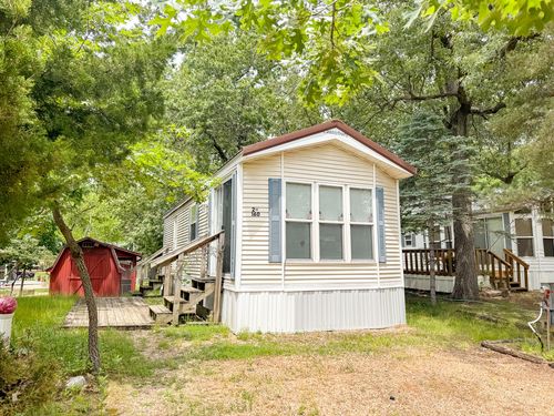 2/160 Woodhaven, Sublette, IL, 61367 | Card Image