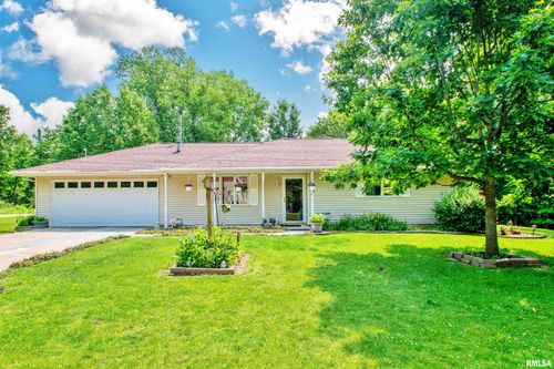 100 Oakridge Ct, Dahinda, IL, 61428-9513 | Card Image