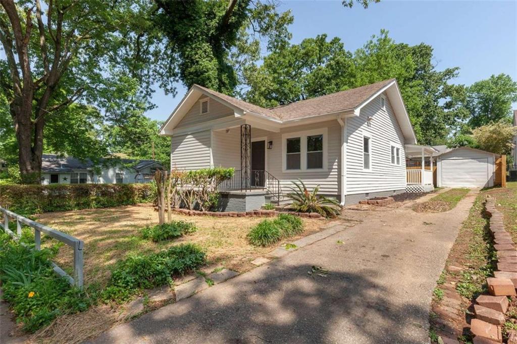 Crestview Dr, Hapeville, GA 30354