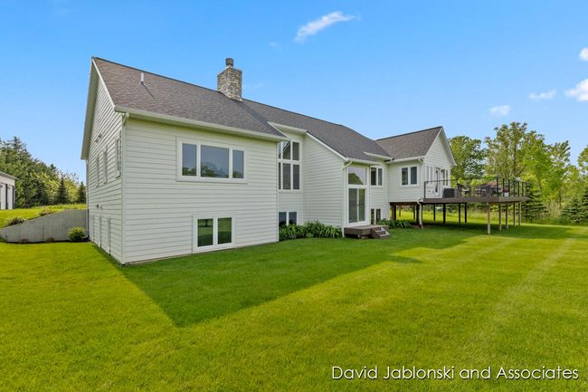 9410 Sanborn Ave Se, House other with 3 bedrooms, 3 bathrooms and null parking in Alto MI | Image 43