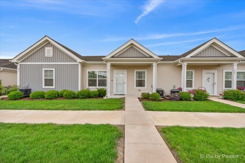 231 Walnut St, Cortland, IL, 60112-4209 | Card Image
