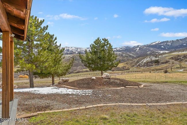 288 W Woods Creek Dr, Home with 5 bedrooms, 4 bathrooms and null parking in Morgan UT | Image 15
