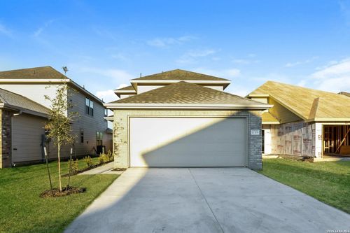 10319 Clearwater Way, San Antonio, TX, 78223-3726 | Card Image