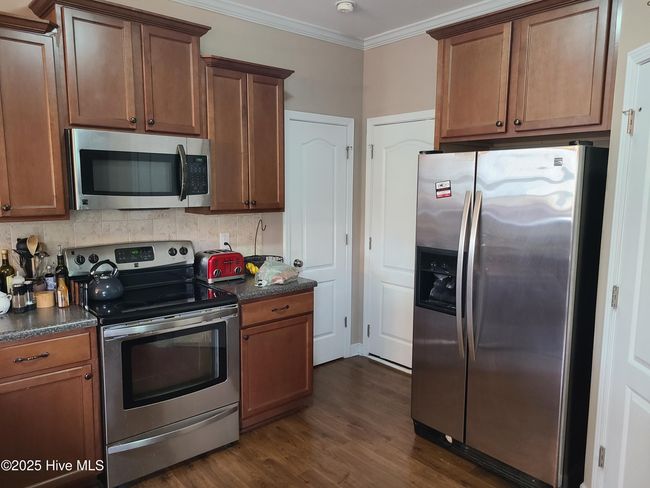 302 Bonnie Ct, House other with 4 bedrooms, 3 bathrooms and 2 parking in Sneads Ferry NC | Image 5