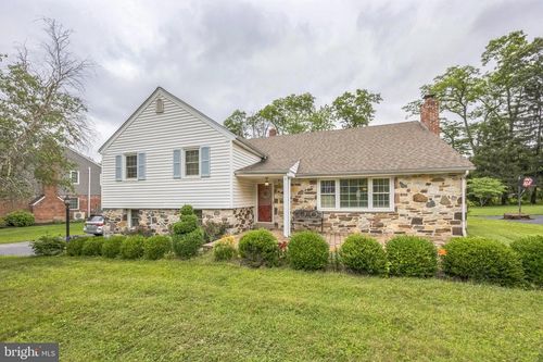 146 Wooded Ln, VILLANOVA, PA, 19085-1449 | Card Image