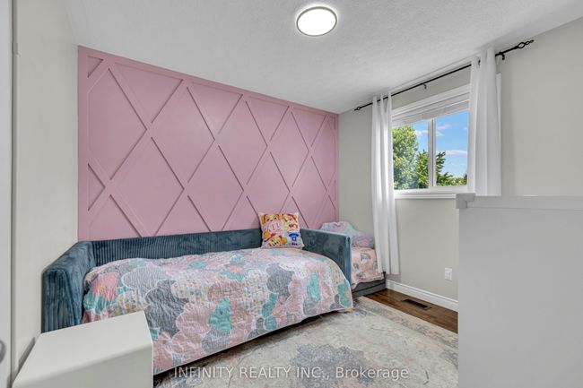 1803 Vicky Cir, House other with 4 bedrooms, 2 bathrooms and 2 parking in Windsor ON | Image 19