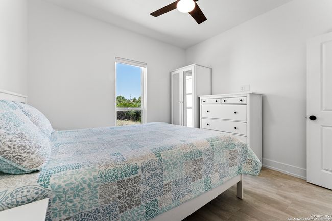 1101 Persimmon Pass, House other with 3 bedrooms, 2 bathrooms and null parking in Fischer TX | Image 31