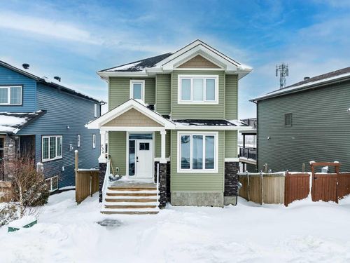 736 Athabasca Ave, Fort Mcmurray, AB, T9J1H7 | Card Image