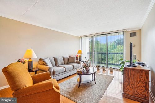 apt-523-6300 Stevenson Ave, ALEXANDRIA, VA, 22304-3571 | Card Image