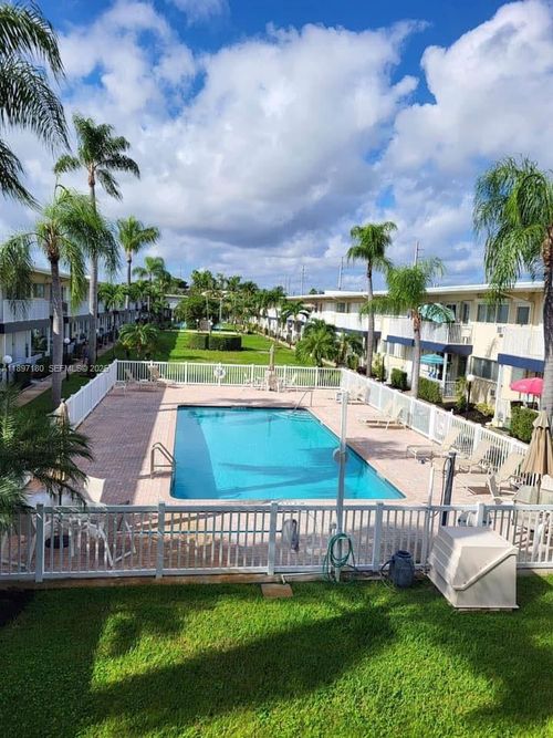 apt-46-223 S Federal Hwy, Dania Beach, FL, 33004-4002 | Card Image