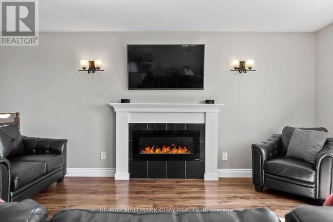 1620 County 21 Road, House other with 5 bedrooms, 2 bathrooms and 10 parking in Cavan Monaghan (Cavan Twp) ON | Image 7
