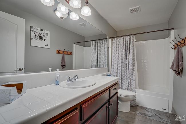 10207 Bay Colony Dr, House other with 3 bedrooms, 2 bathrooms and null parking in Bakersfield CA | Image 21