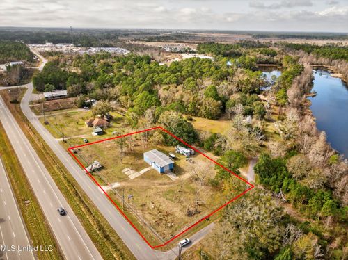 8735 Old Stage Rd, Moss Point, MS, 39562-9749 | Card Image
