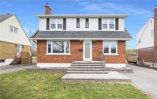 2012 Dorval Ave, Ottawa, ON, K1G2N8 | Card Image