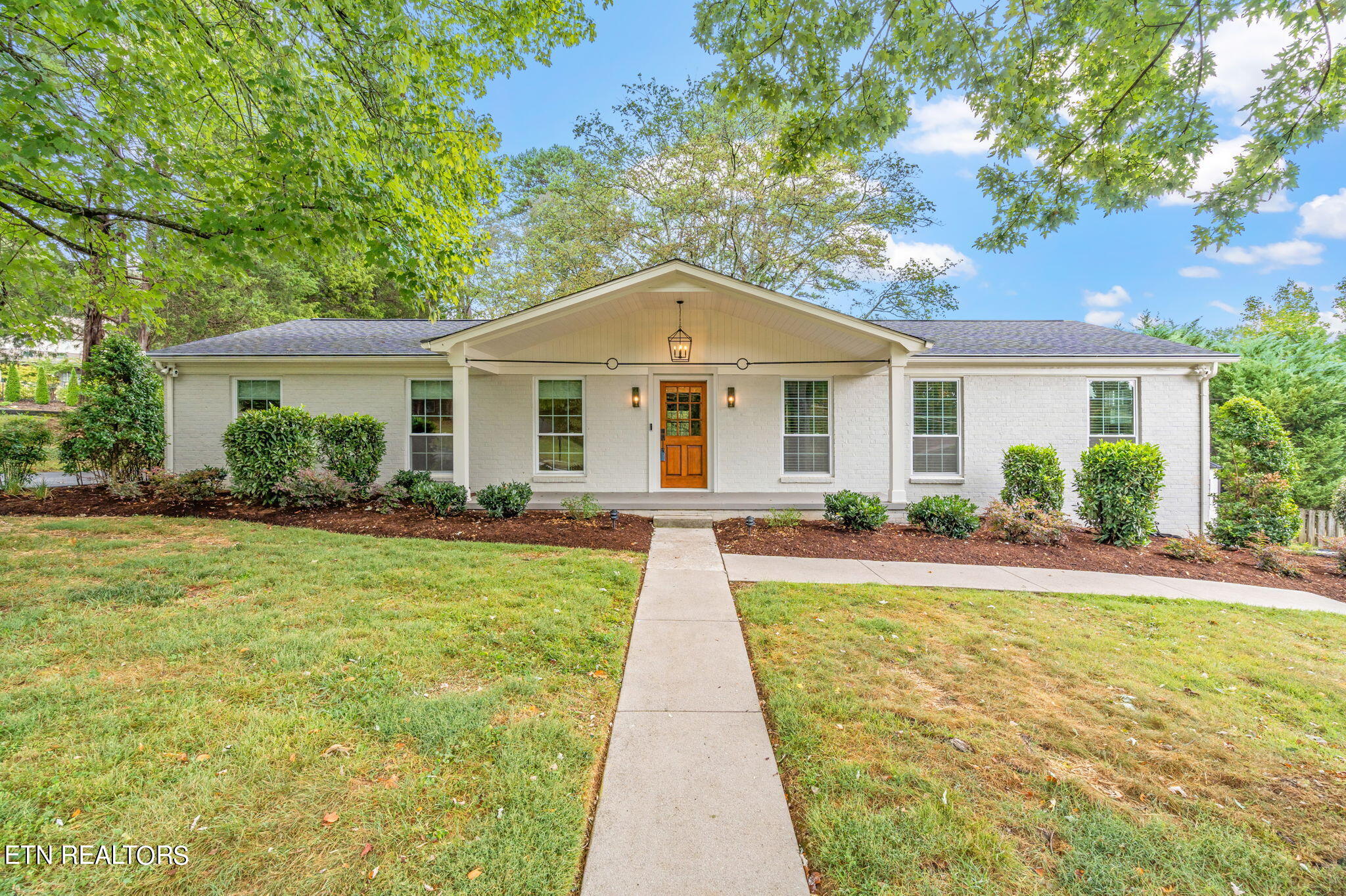 Corteland Dr, Knoxville, TN 37909