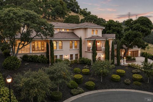 5323 Laurel Ridge Ct, Fairfield, CA, 94534-6786 | Card Image