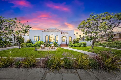 3692 31st St, San Diego, CA, 92104-4204 | Card Image
