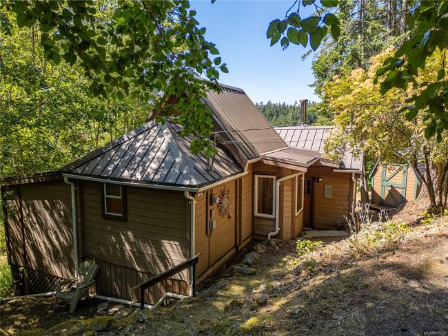 View of rear view of house | Image 31