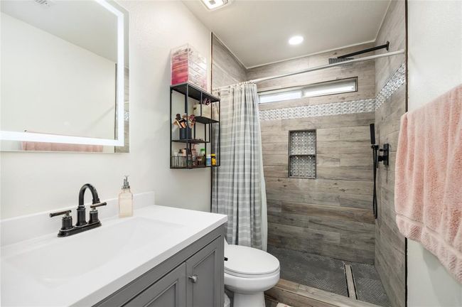 10814 Cane Grove Ln, House other with 3 bedrooms, 3 bathrooms and null parking in Houston TX | Image 18
